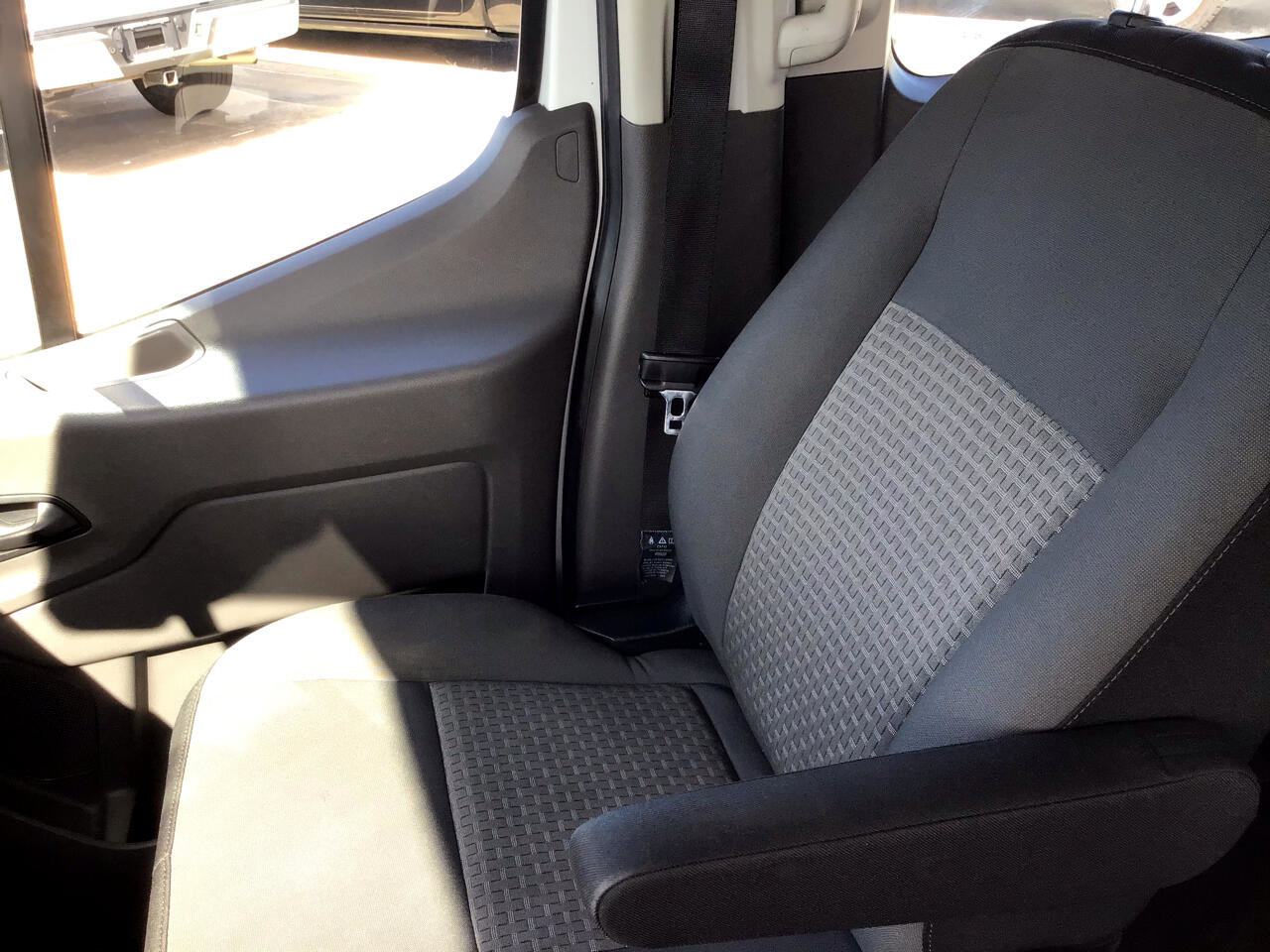 Used 2021 Ford Transit 350 XLT image 18