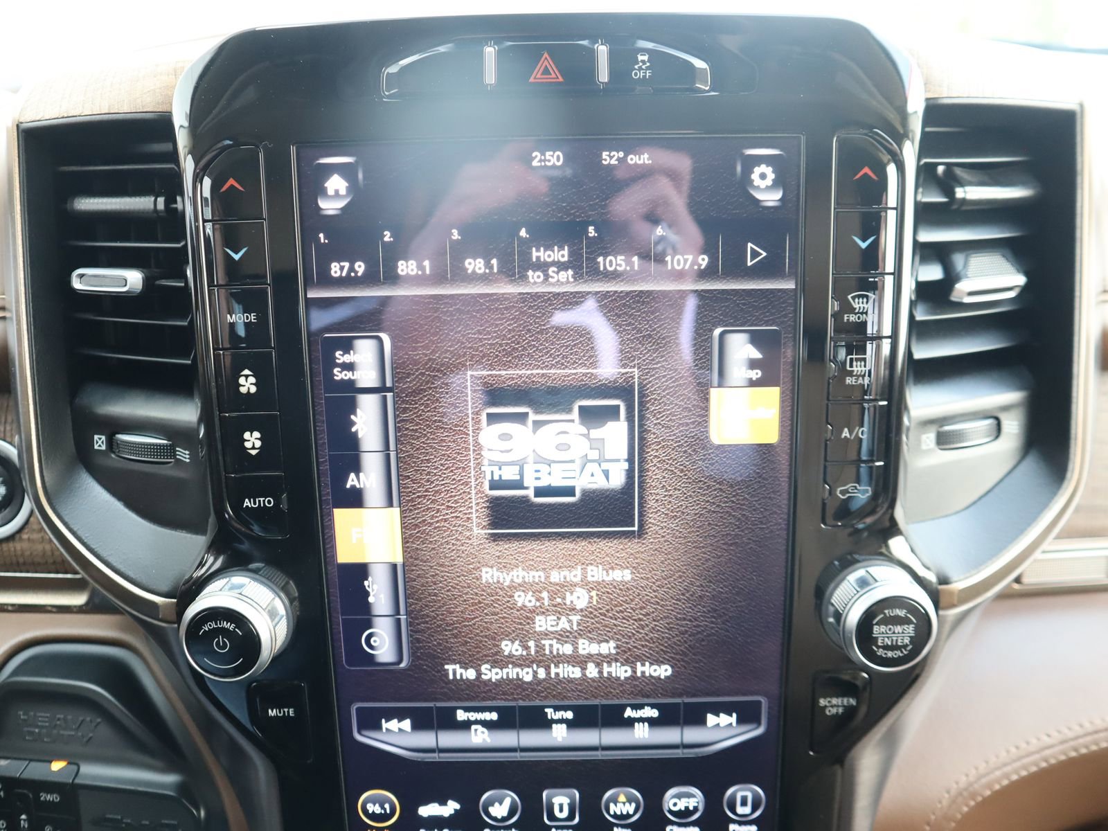 Used 2019 RAM 2500 Limited AWD/4WD image 44