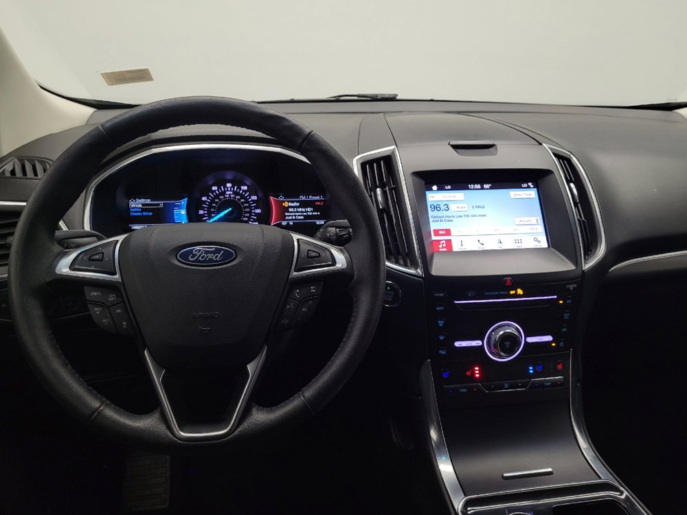 Used 2019 Ford Edge Titanium w/ Equipment Group 301A FWD image 22