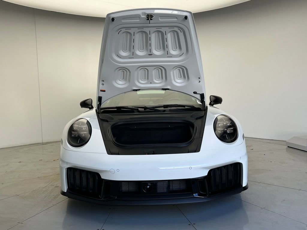 Certified 2025 Porsche 911 Carrera GTS image 26