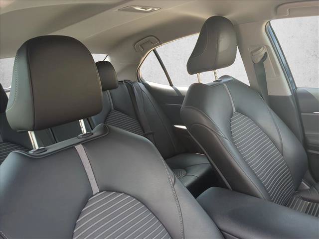 Used 2023 Toyota Camry SE FWD image 17