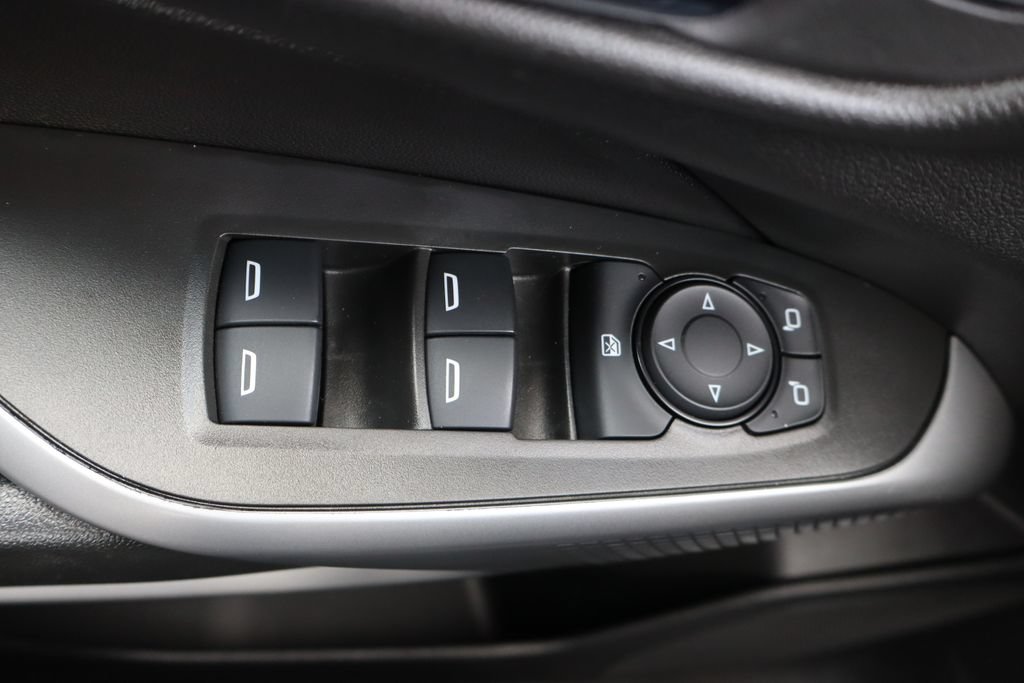 Used 2024 Chevrolet Trax RS w/ Driver Confidence Package FWD image 20