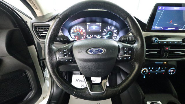 Used 2020 Ford Escape SEL image 20