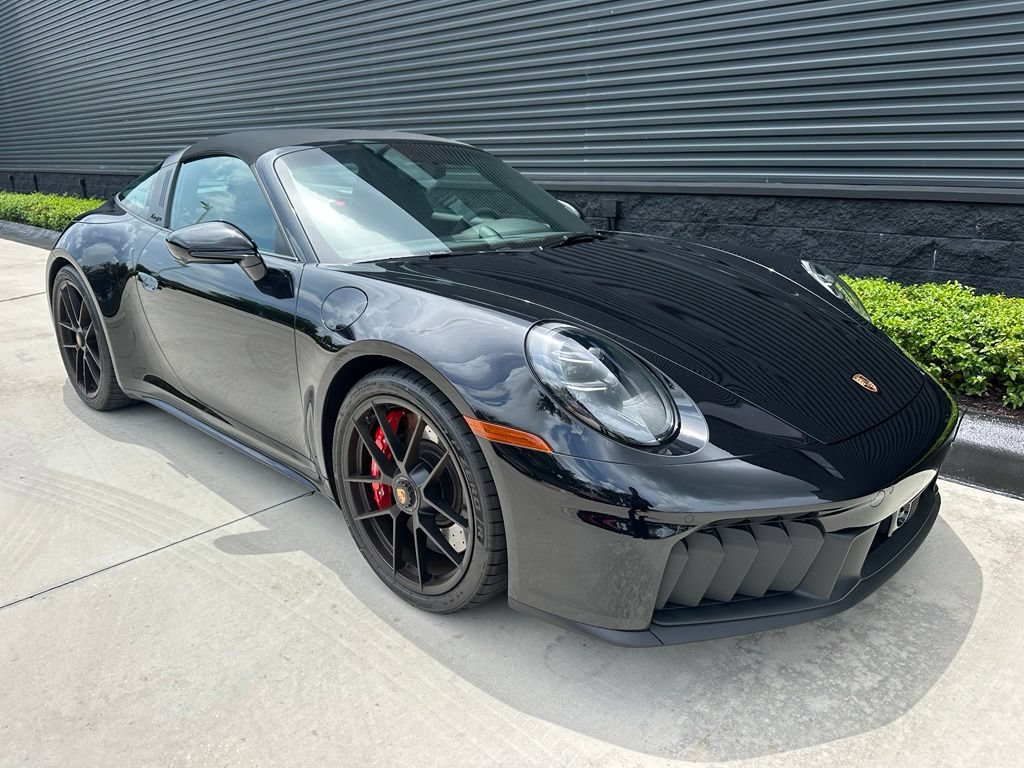 Certified 2026 Porsche 911 Targa 4 GTS AWD/4WD image 14