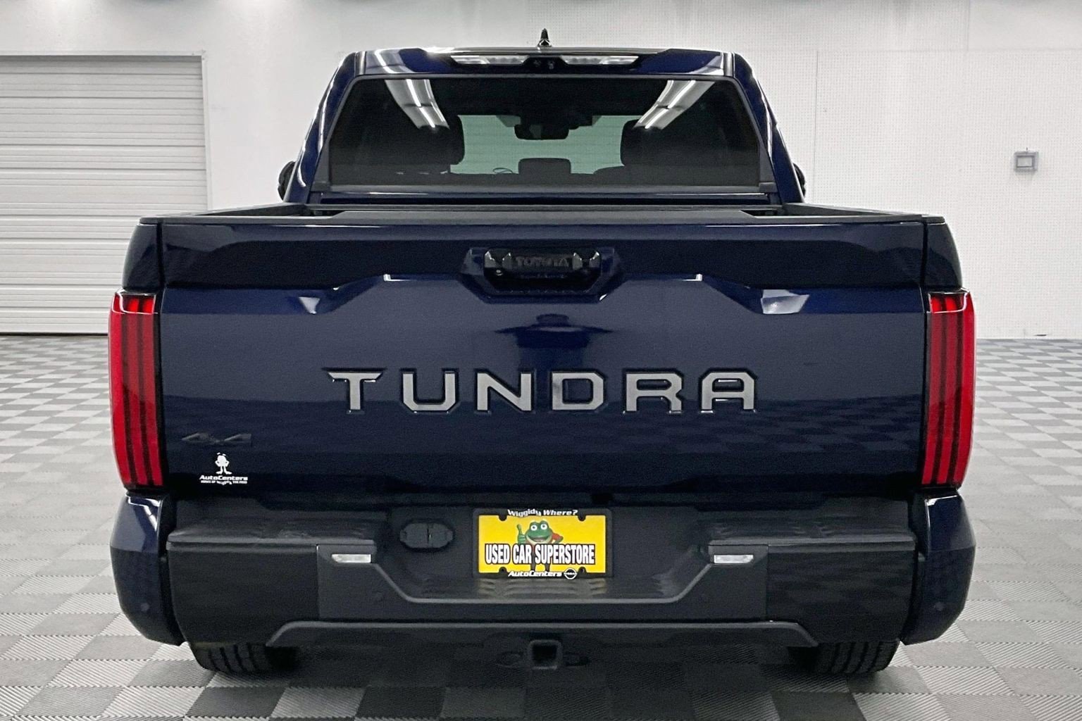 Used 2023 Toyota Tundra Limited AWD/4WD image 5