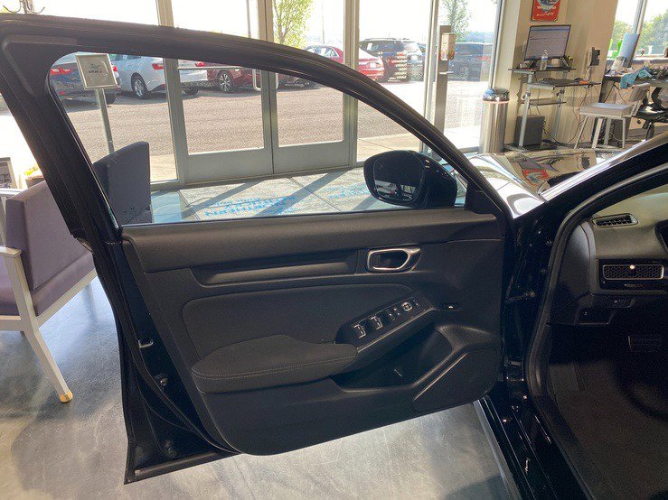 Used 2025 Honda Civic Sport image 13