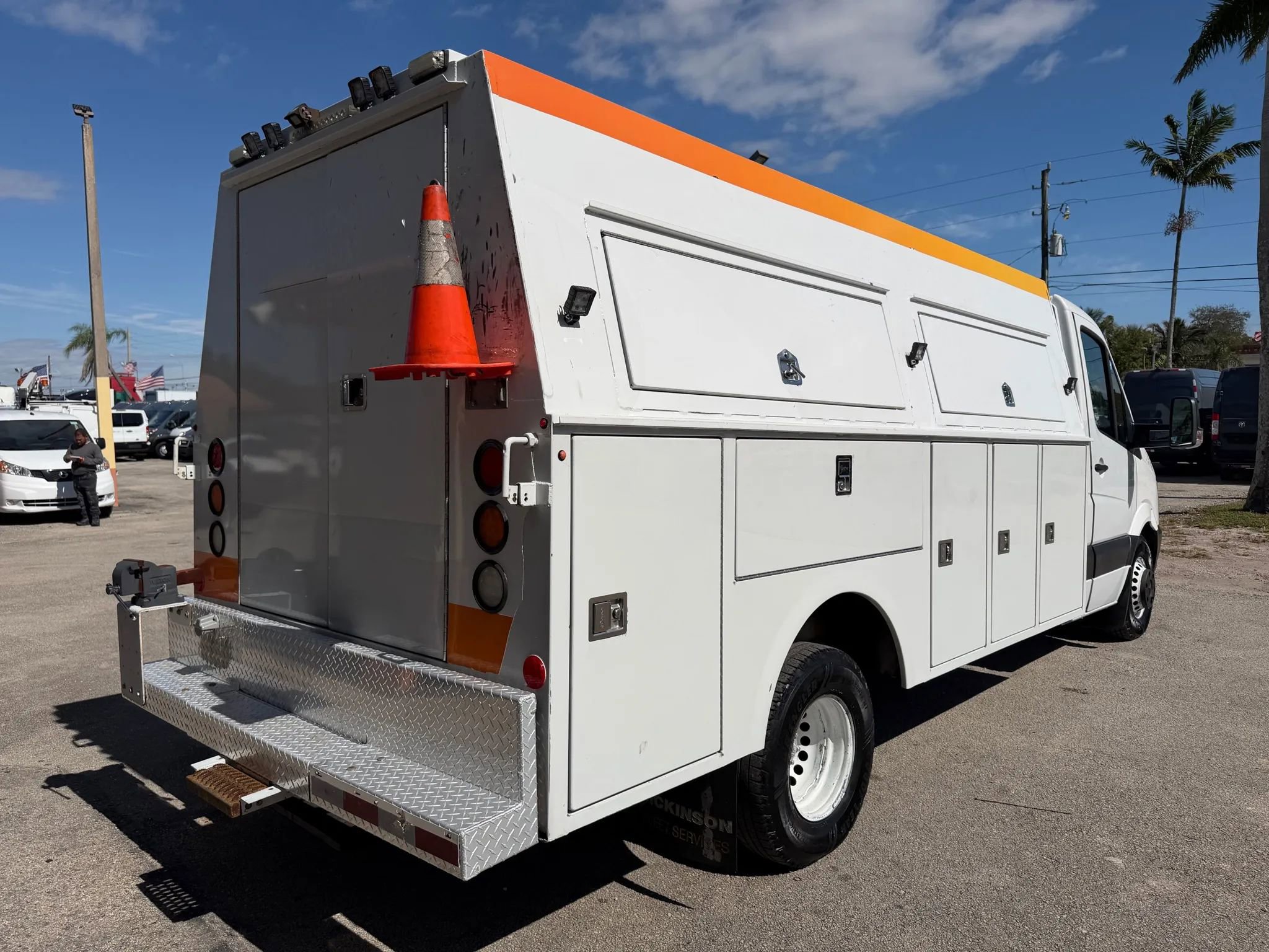 Used 2018 Mercedes-Benz Sprinter 3500 w/ Swivel Seat Package image 9