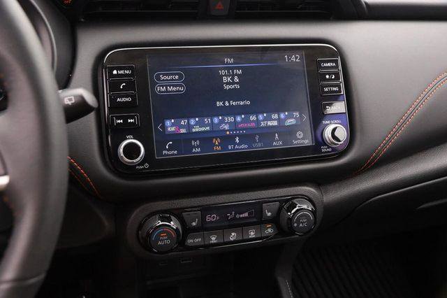 Used 2023 Nissan Kicks SR w/ SR Premium Package FWD image 15