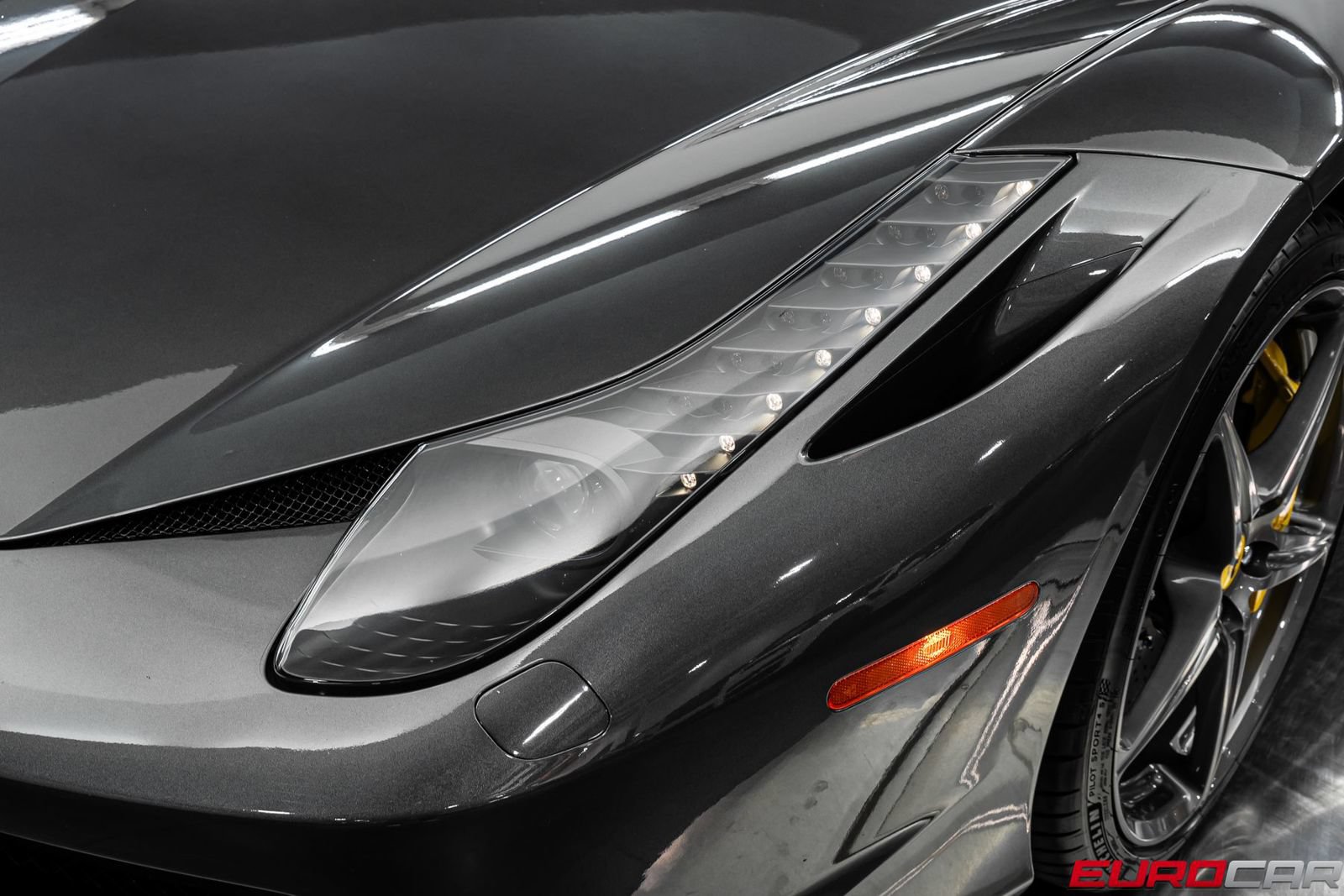 Used 2014 Ferrari 458 Italia Coupe RWD image 12