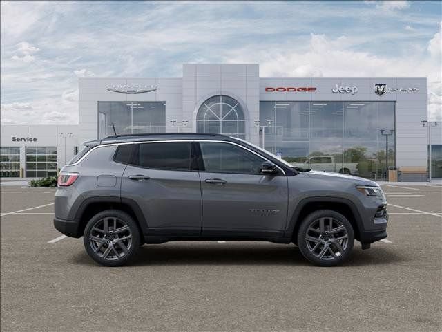New 2026 Jeep Compass Limited w/ Sun, Sound & Navigation Group AWD/4WD image 21