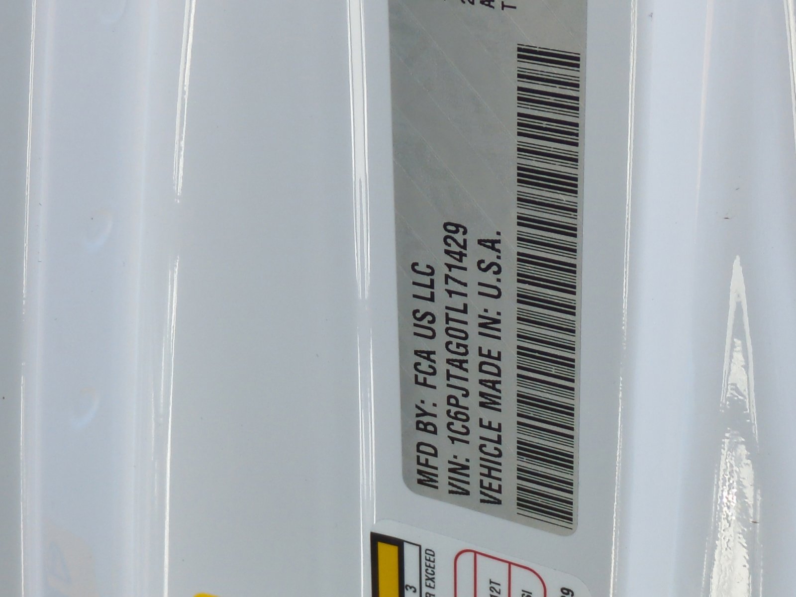 New 2026 Jeep Gladiator Sport image 25