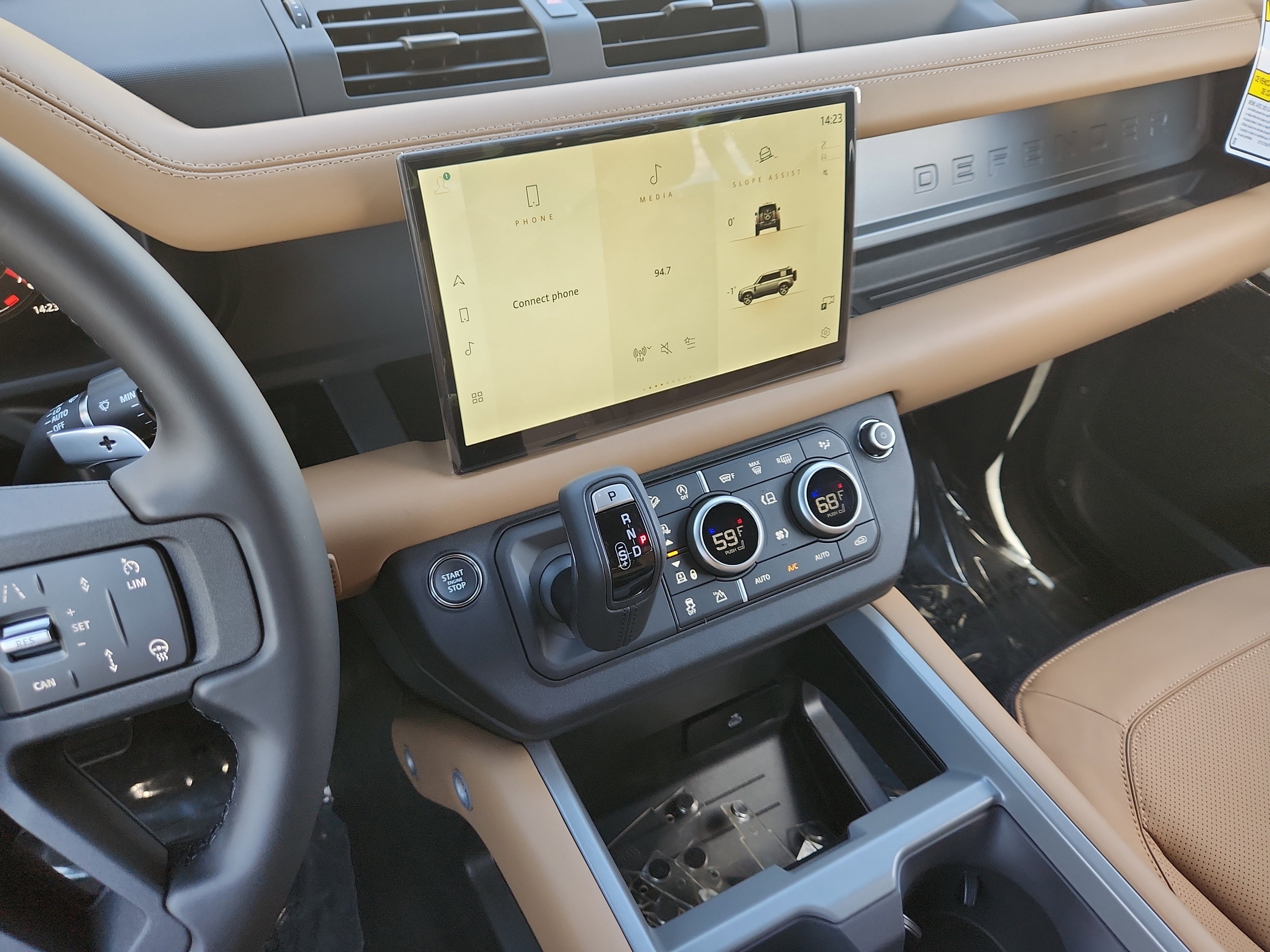 New 2025 Land Rover Defender 110 V8 image 15