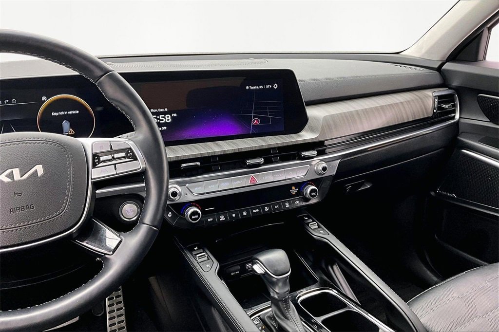 Used 2024 Kia Telluride SX Prestige image 6