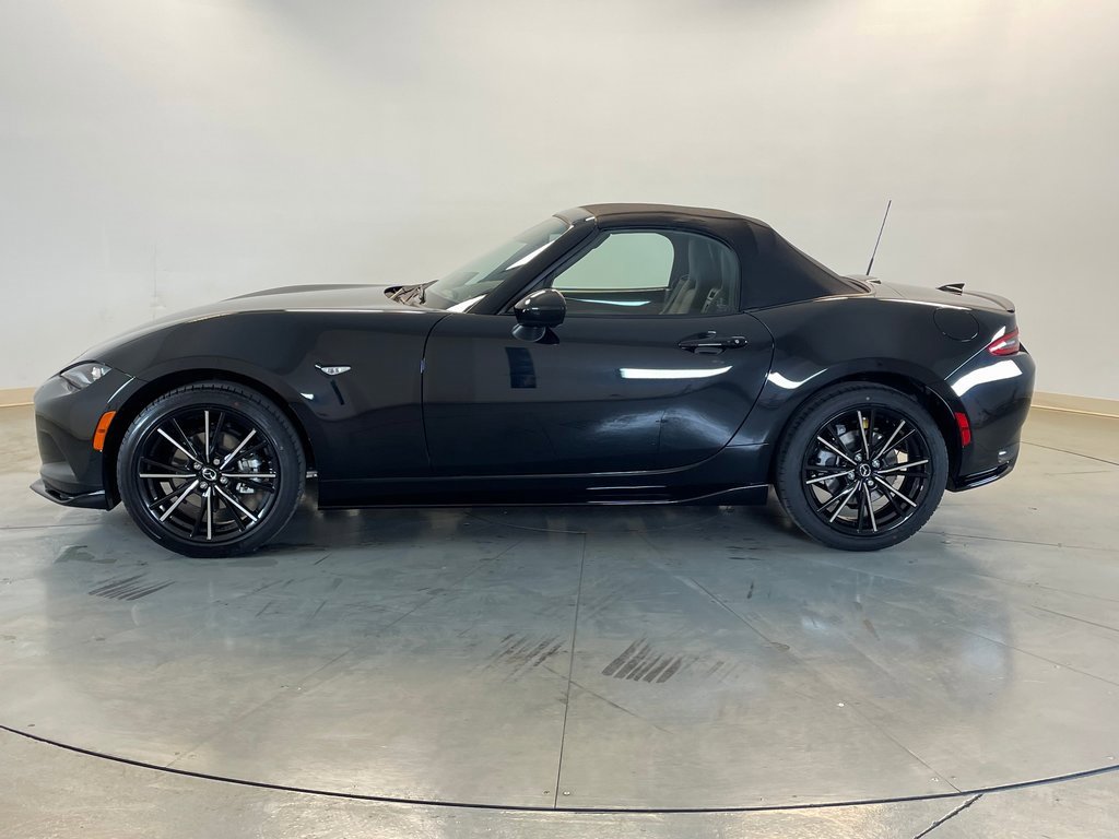 New 2025 MAZDA MX-5 Miata Grand Touring w/ Appearance Package image 10