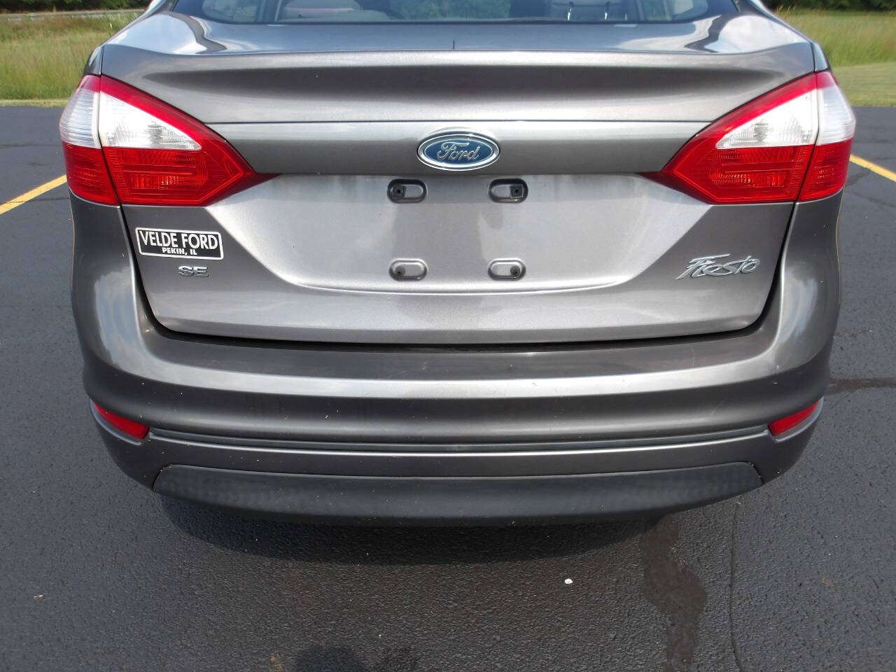Used 2014 Ford Fiesta SE FWD image 30