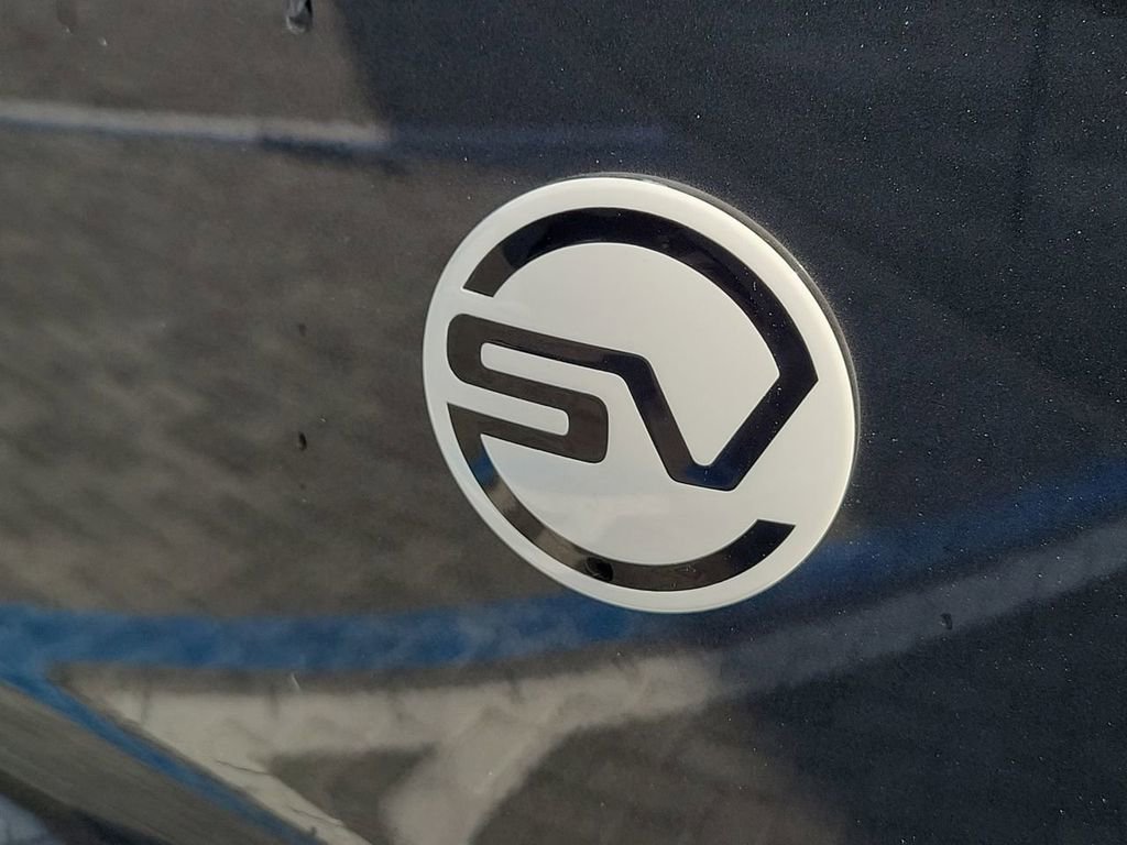 New 2026 Land Rover Range Rover SV image 10