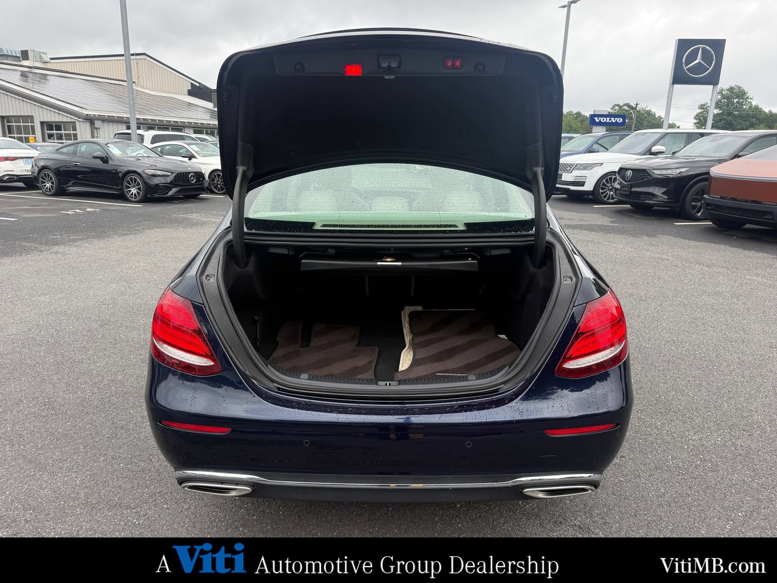 Used 2019 Mercedes-Benz E 300 4MATIC image 23