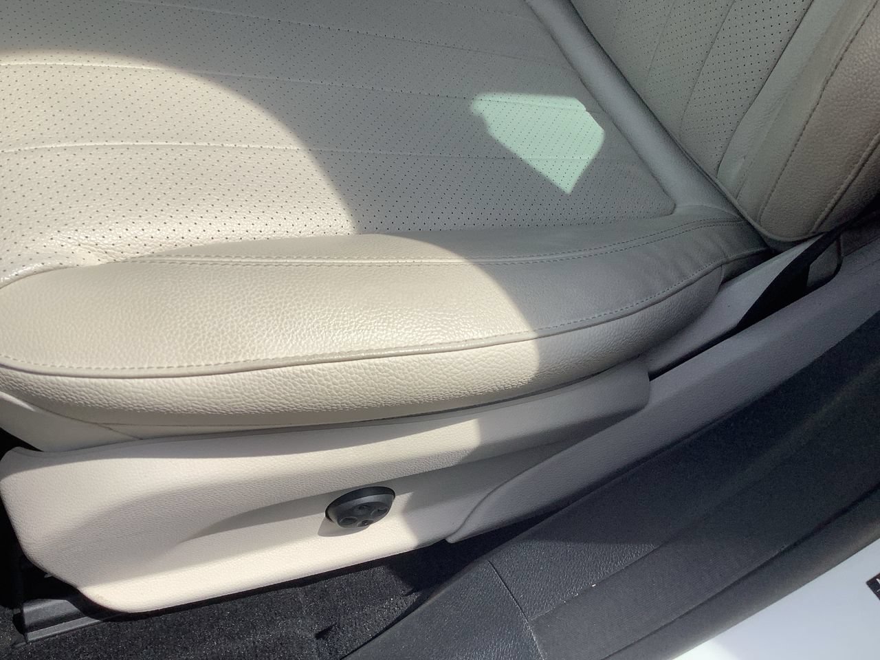 Used 2021 Mercedes-Benz E 350 Sedan image 15