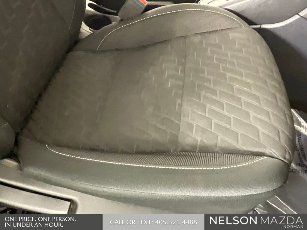 Used 2021 Nissan Kicks S image 27