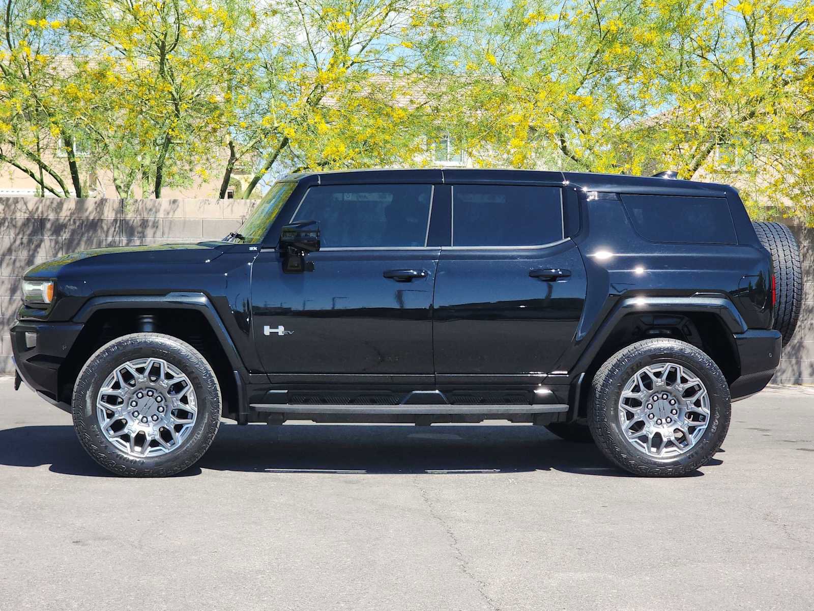 Used 2024 GMC Hummer EV 3X image 6