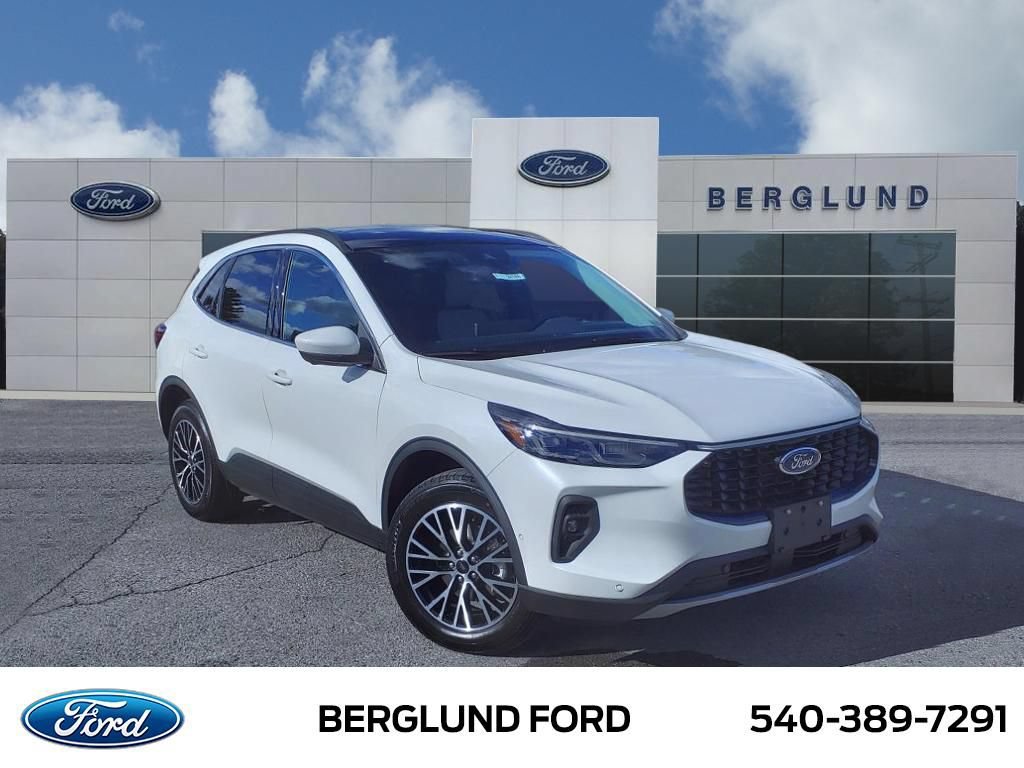Used 2024 Ford Escape SE w/ PHEV Premium Package FWD image 1