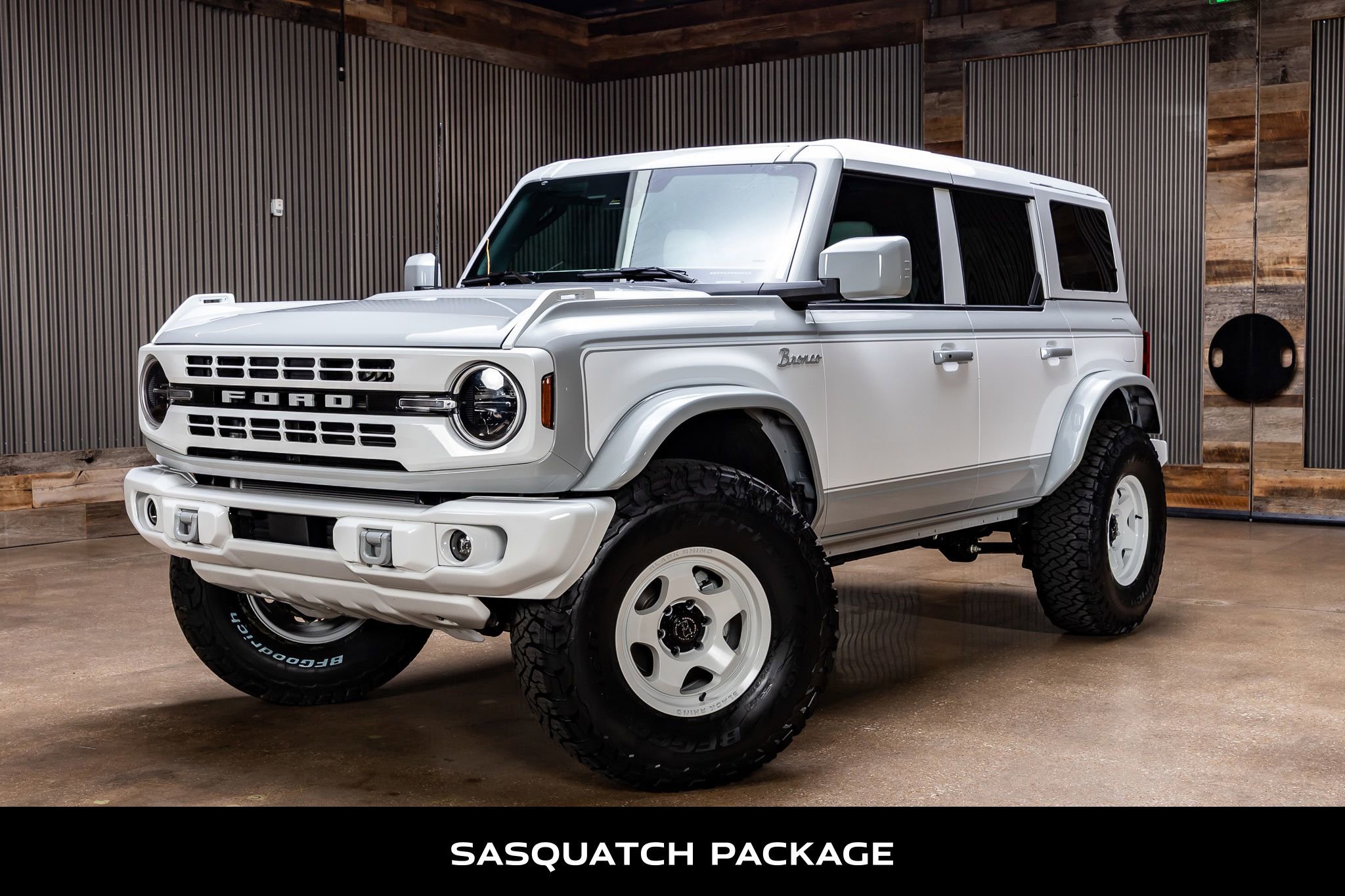 Used 2026 Ford Bronco Heritage Edition AWD/4WD image 5