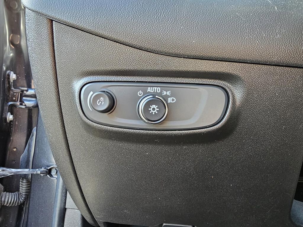 Used 2022 Chevrolet Equinox LT image 13