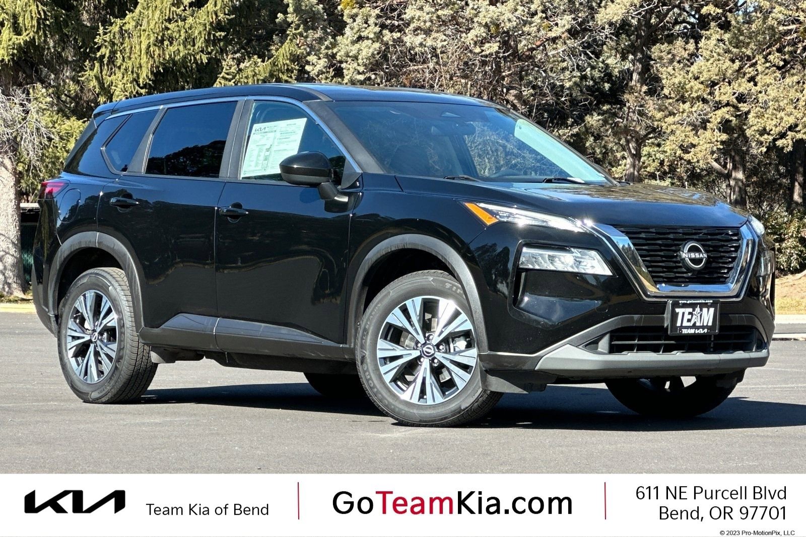 Used 2023 Nissan Rogue SV