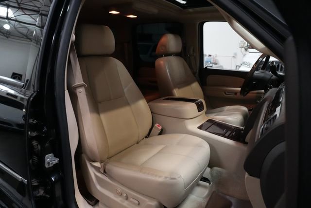 Used 2008 GMC Yukon XL Denali AWD/4WD image 25