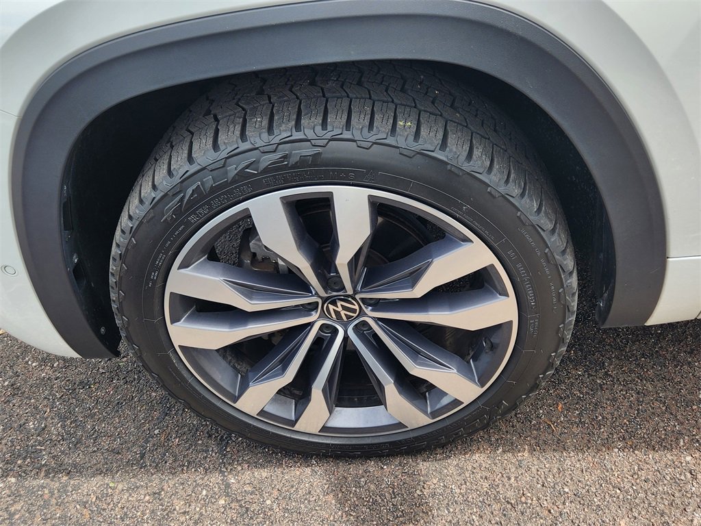 Used 2022 Volkswagen Atlas SEL Premium image 26