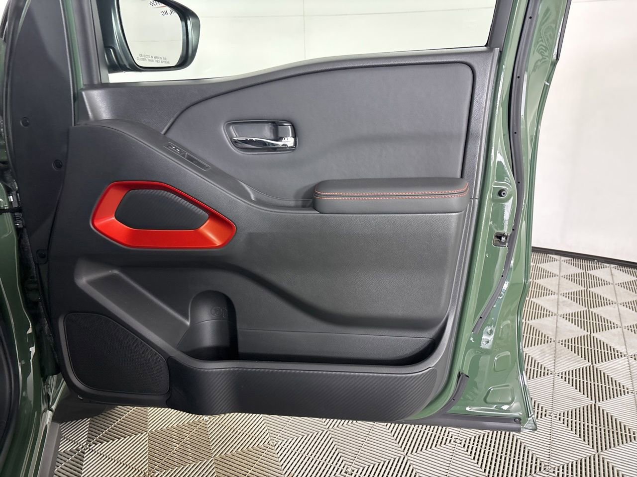 Used 2024 Nissan Frontier PRO-4X w/ Off-Road Protection Package image 27