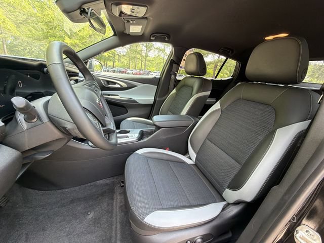 Used 2024 Buick Envista Preferred w/ Convenience I Package FWD image 11