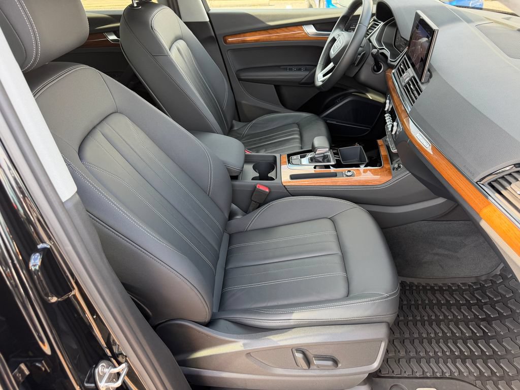 Certified 2023 Audi Q5 2.0T Premium Plus w/ Premium Plus Package AWD/4WD image 15