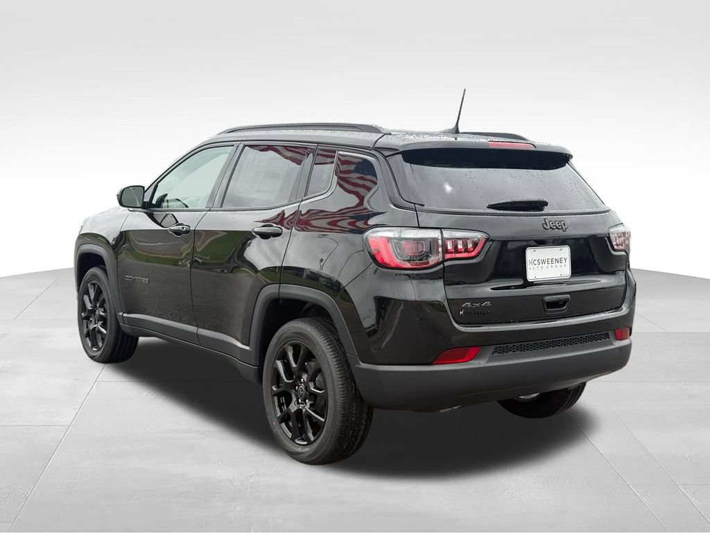 New 2026 Jeep Compass Latitude AWD/4WD image 3
