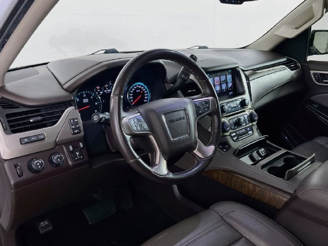 Used 2019 GMC Yukon XL Denali w/ Denali Ultimate Package AWD/4WD image 40