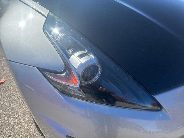 Used 2020 Nissan 370Z image 30