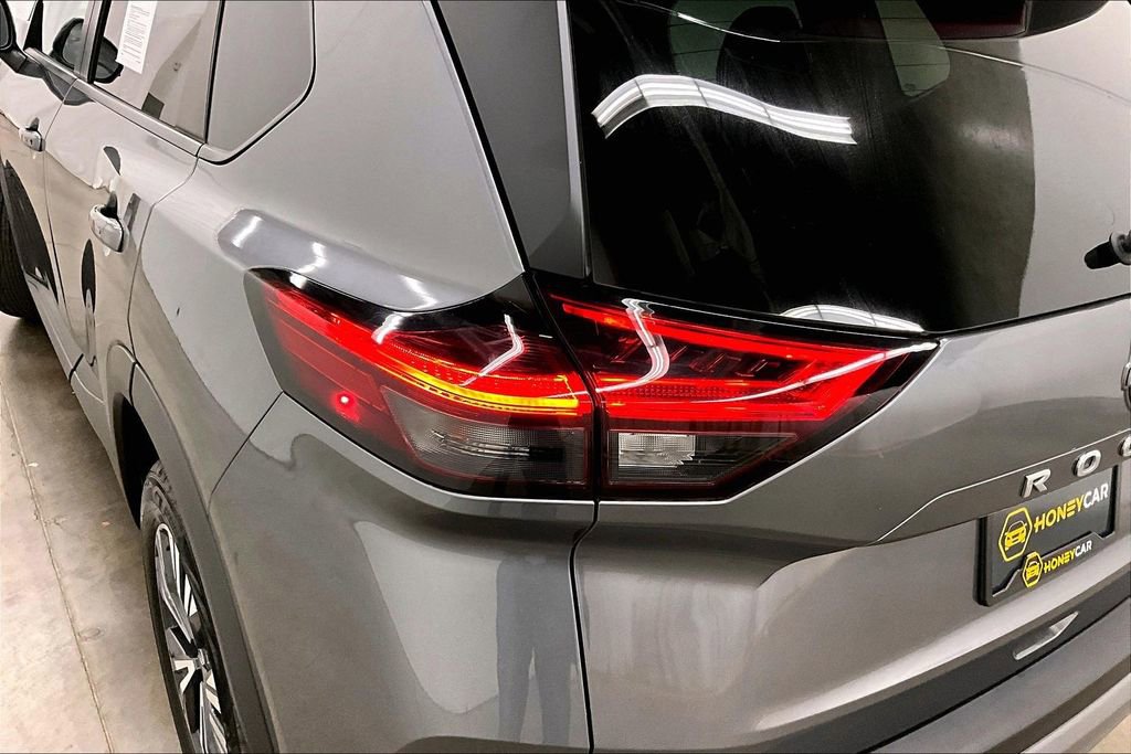 Used 2022 Nissan Rogue SV AWD/4WD image 23