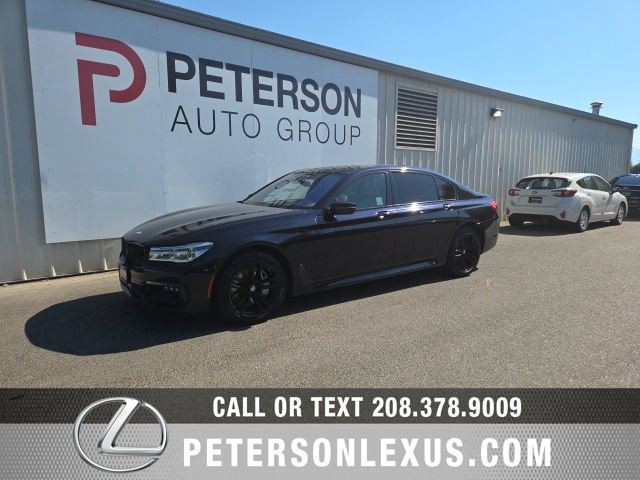 Used 2018 BMW 750i RWD image 8