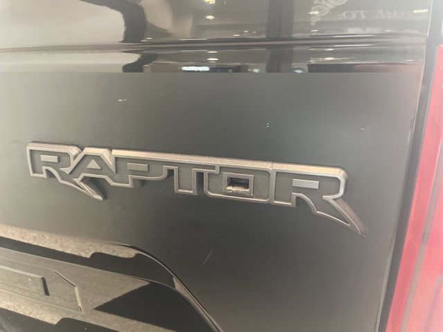 Used 2018 Ford F150 Raptor w/ Equipment Group 802A Luxury image 6