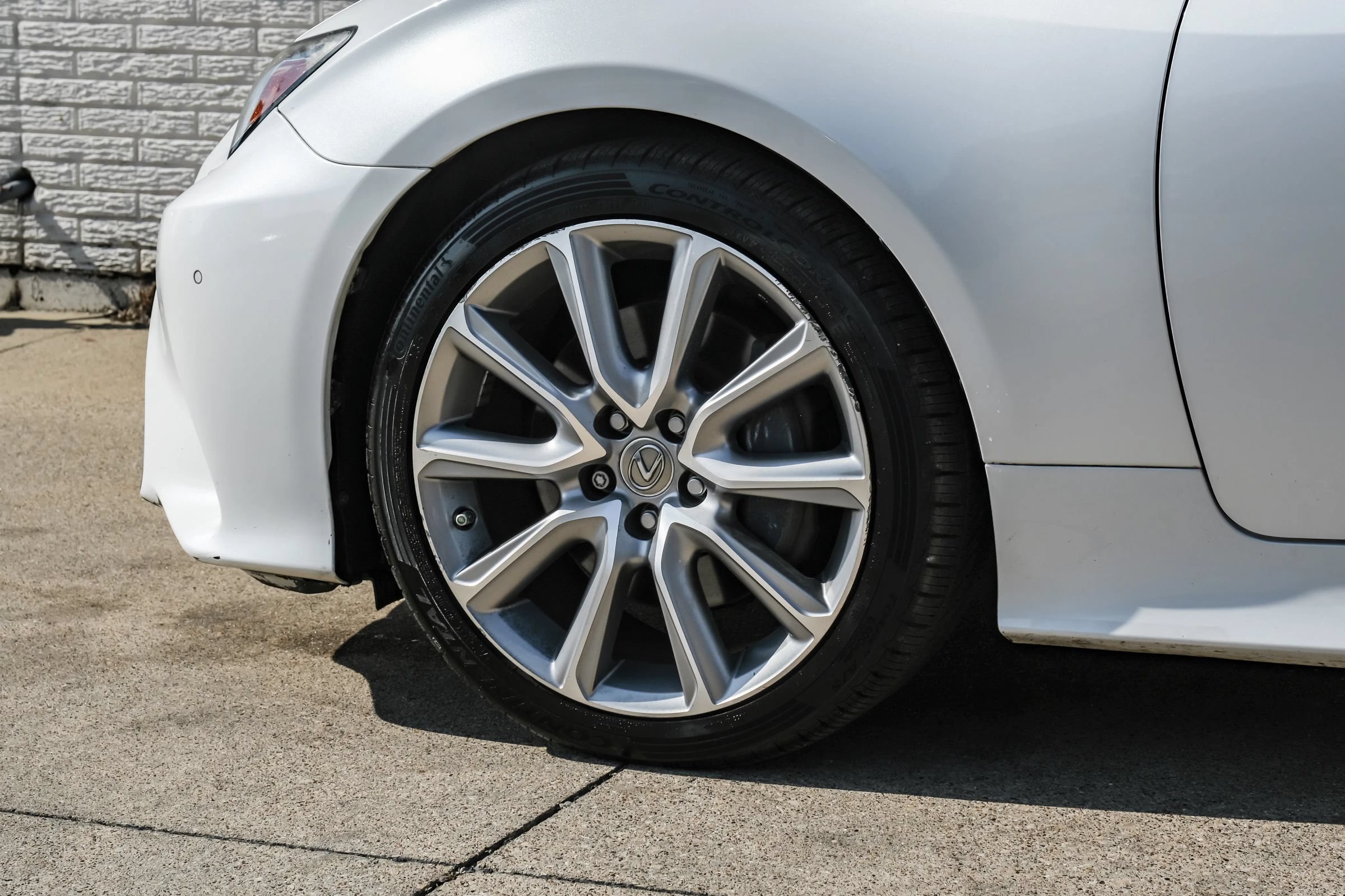 Used 2016 Lexus RC 350 w/ Luxury Package RWD image 46