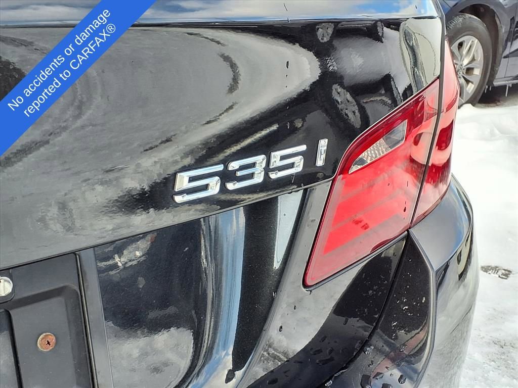 Used 2011 BMW 535i xDrive Sedan image 10