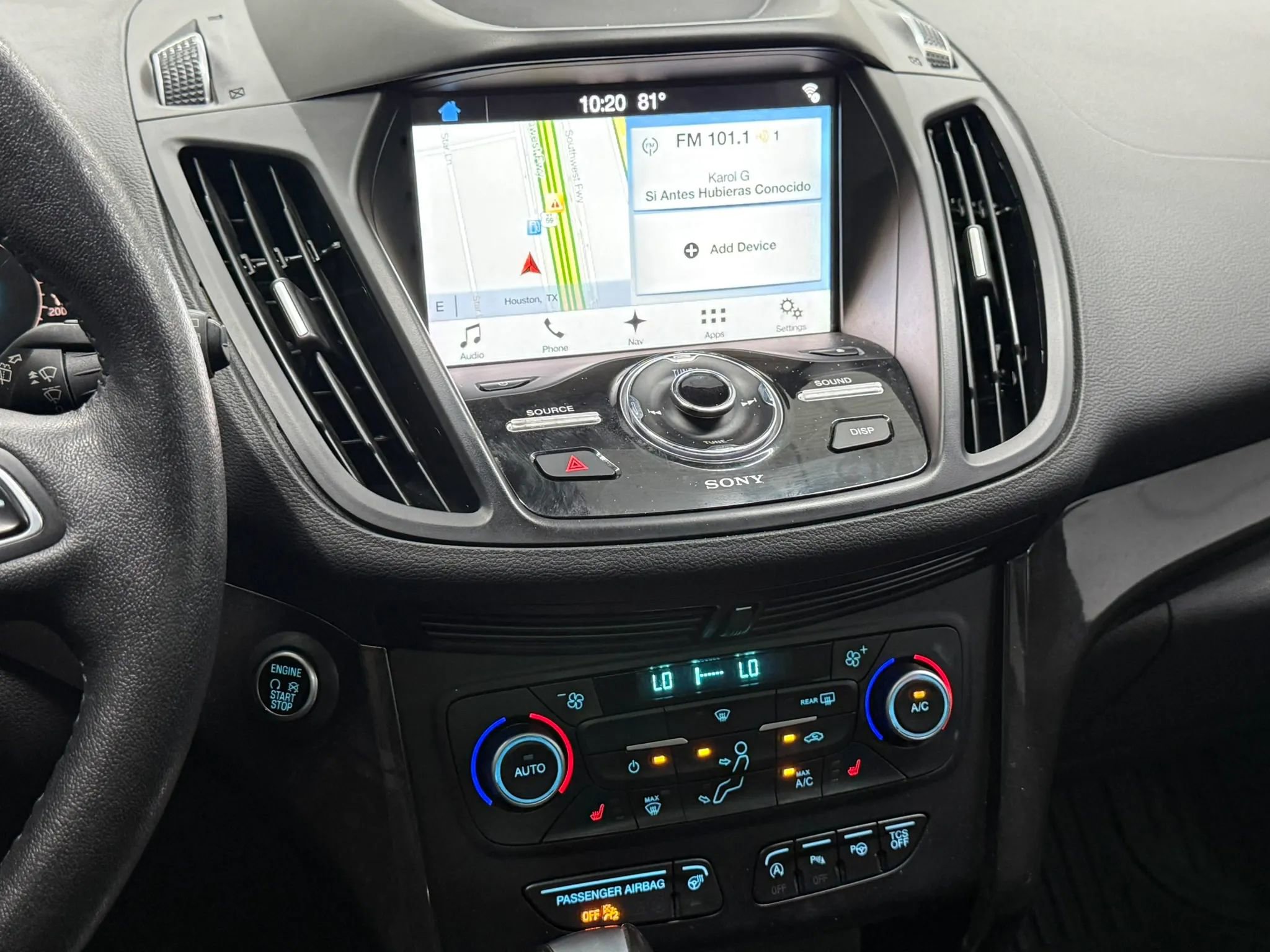 Used 2018 Ford Escape Titanium image 37