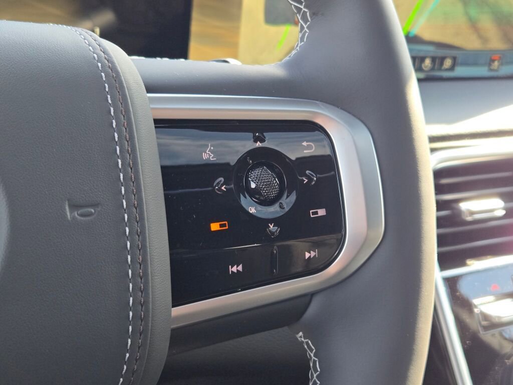 New 2026 Nissan Armada Platinum Reserve w/ Accent Package image 34