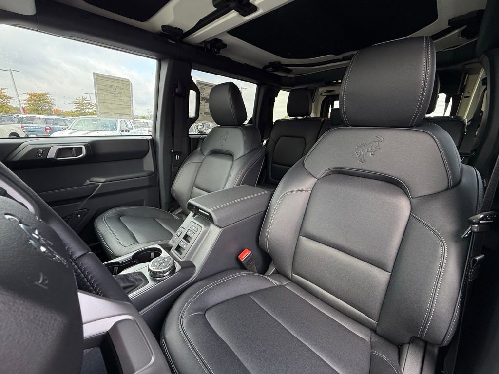 New 2025 Ford Bronco Badlands image 22