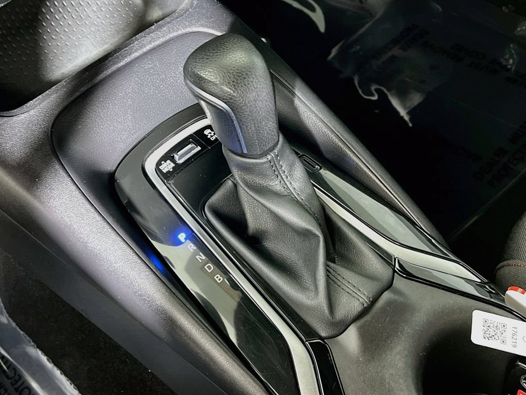 Certified 2025 Toyota Corolla SE FWD image 15