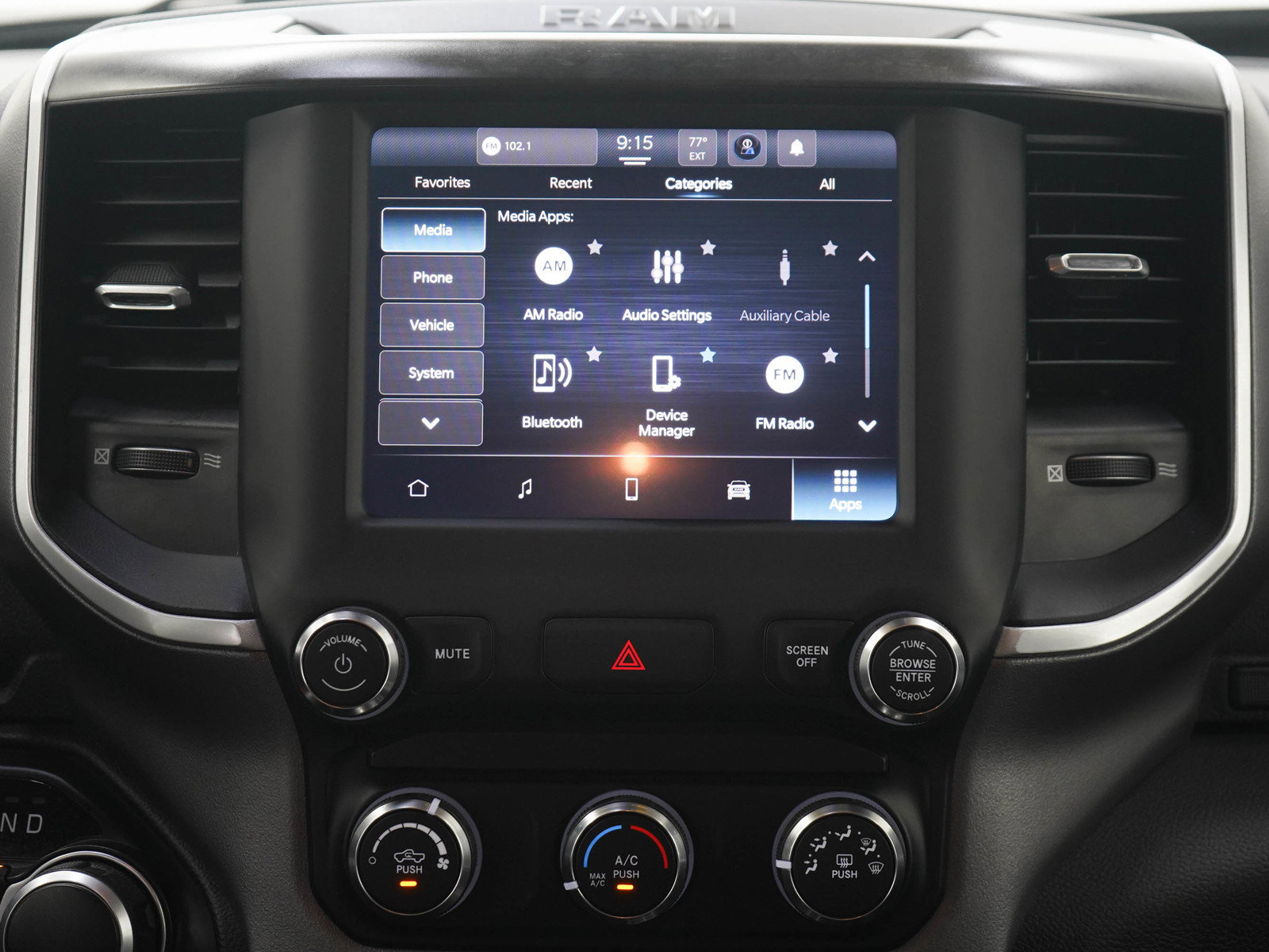 Used 2022 RAM 1500 Big Horn AWD/4WD image 18