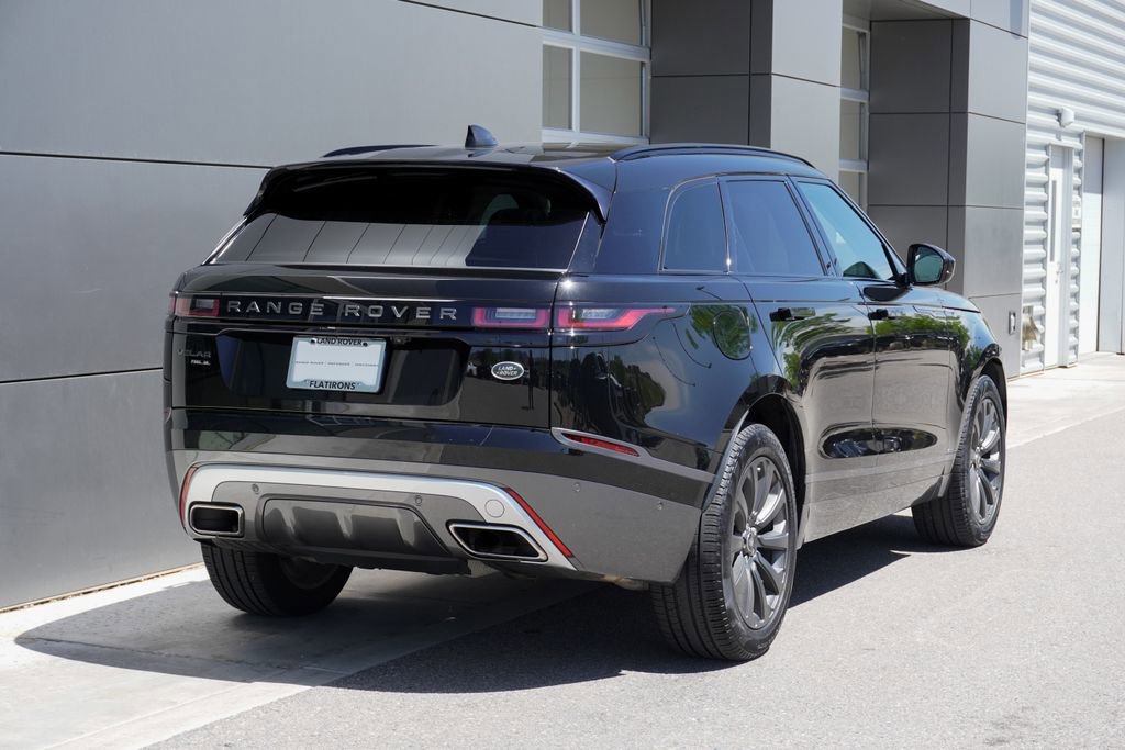 Used 2018 Land Rover Range Rover Velar R-Dynamic SE AWD/4WD image 2