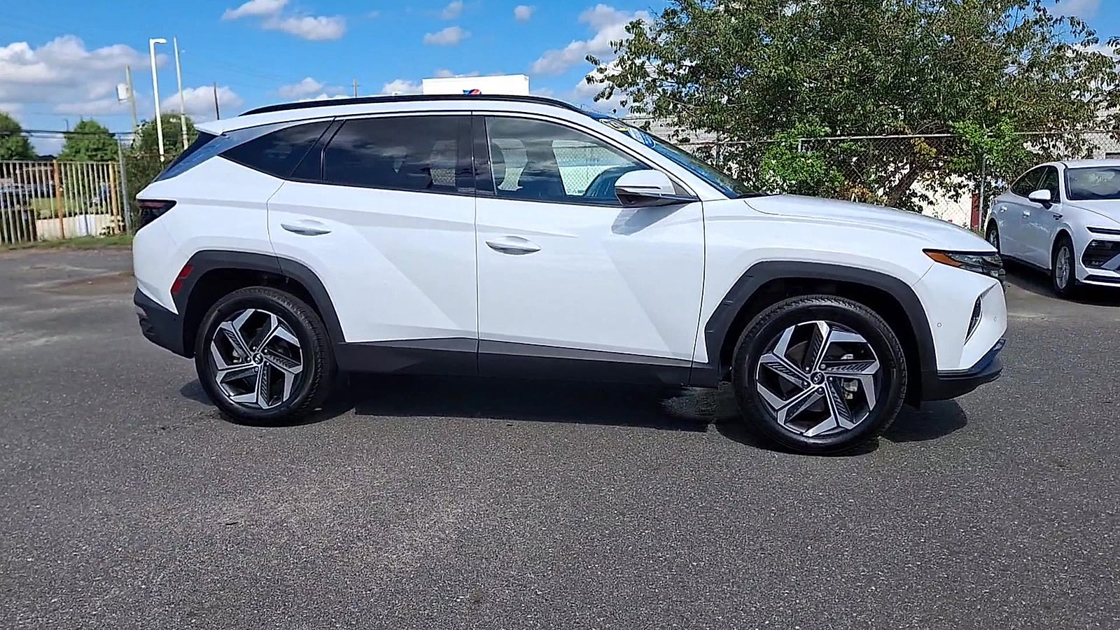 Certified 2023 Hyundai Tucson Limited image 9