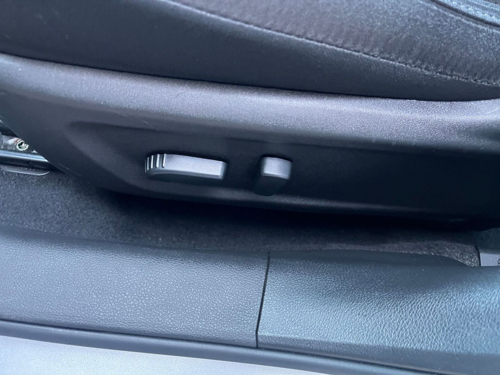 Used 2024 Nissan Altima 2.5 SV image 23