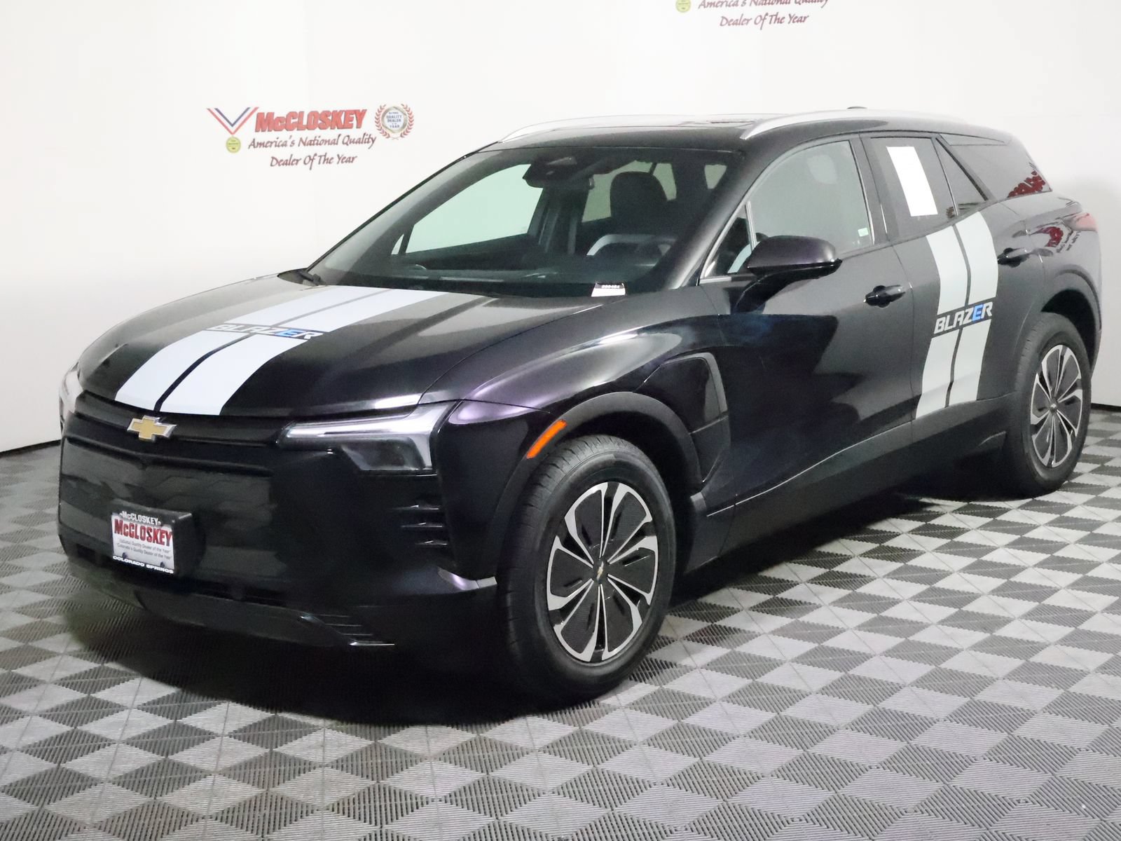 Used 2024 Chevrolet Blazer EV LT AWD/4WD image 8